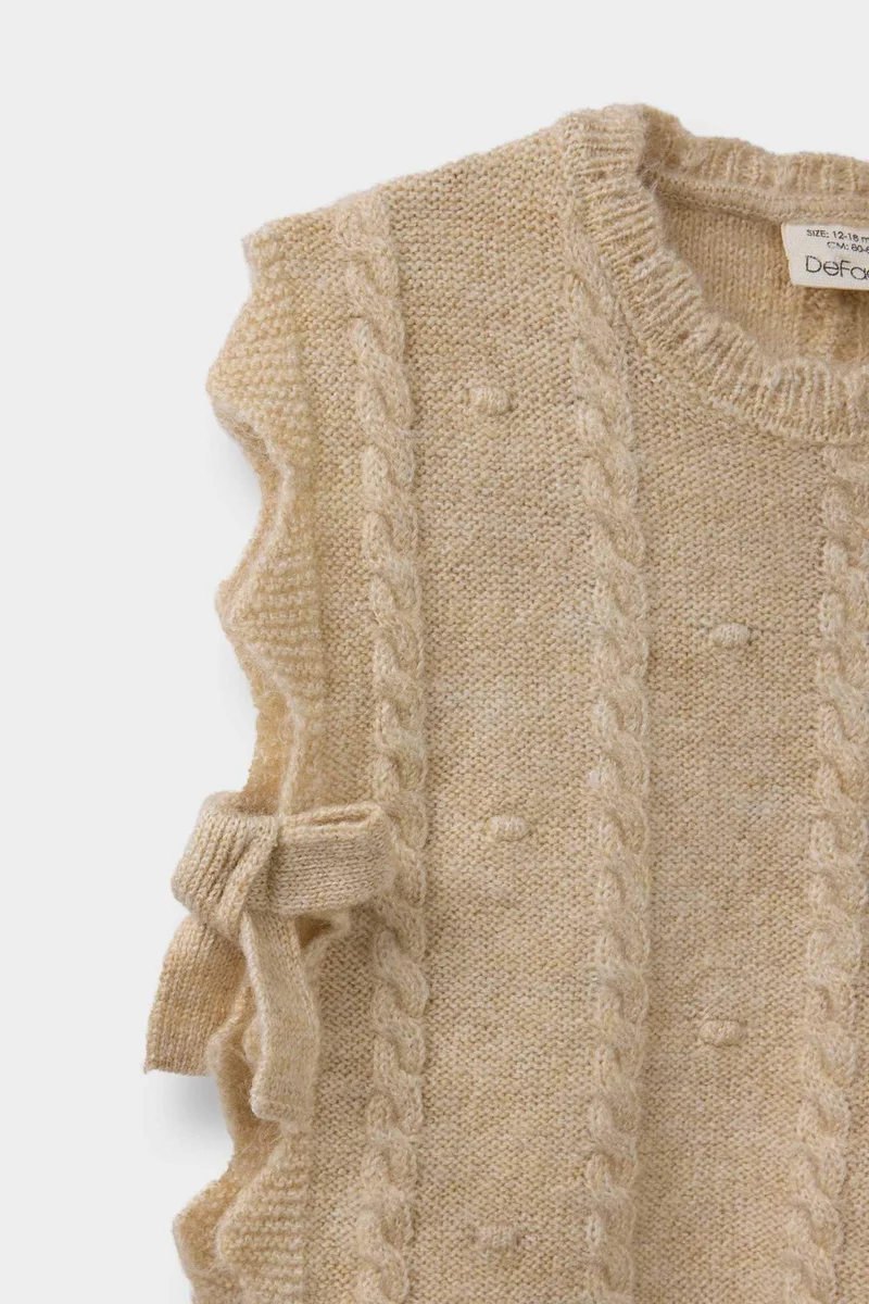 ديفاكتو Baby Girl Regular Fit Crew Neck Knit Vest