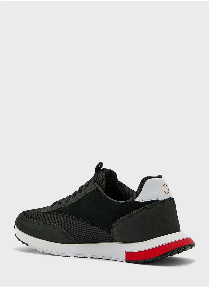 Geoomnii Casual Low Top Sneakers