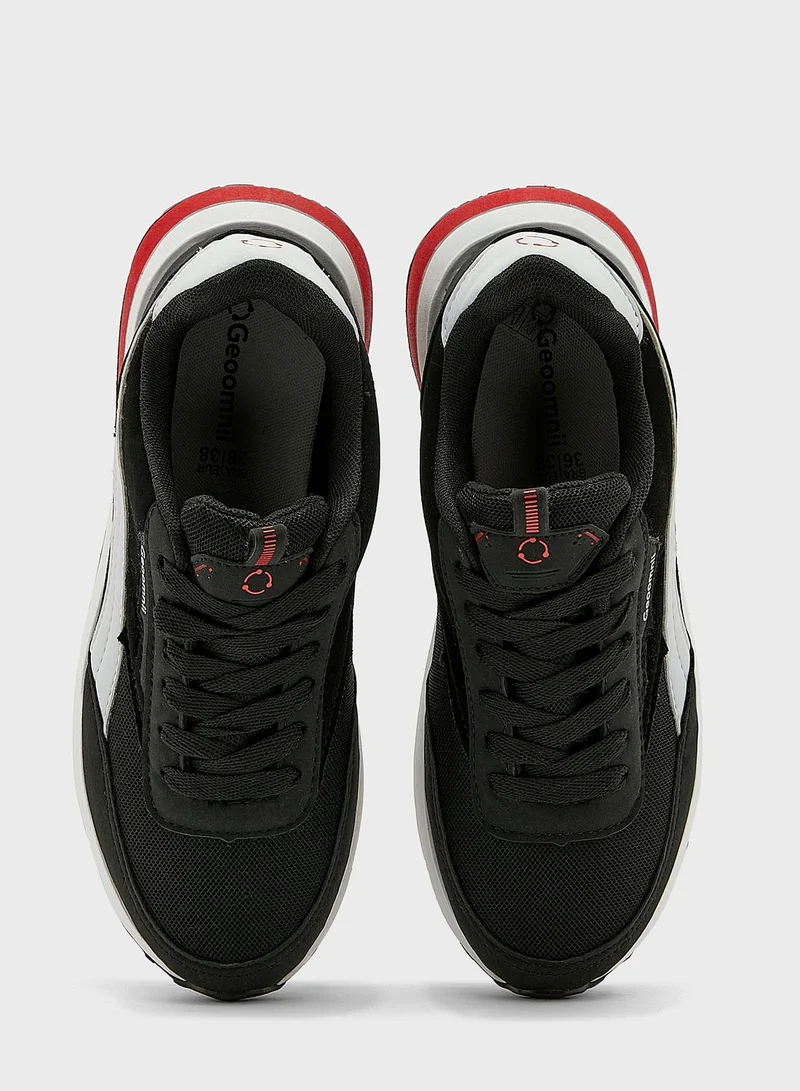 Geoomnii Casual Low Top Sneakers