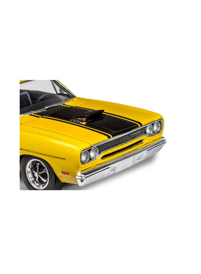 ريفيل طقم بناء سيارة بليموث رود رانر بمقياس 1:24 من ريفيل 14531 '70، مستوى المهارة 5، 77 قطعة، لون أبيض - Image 4