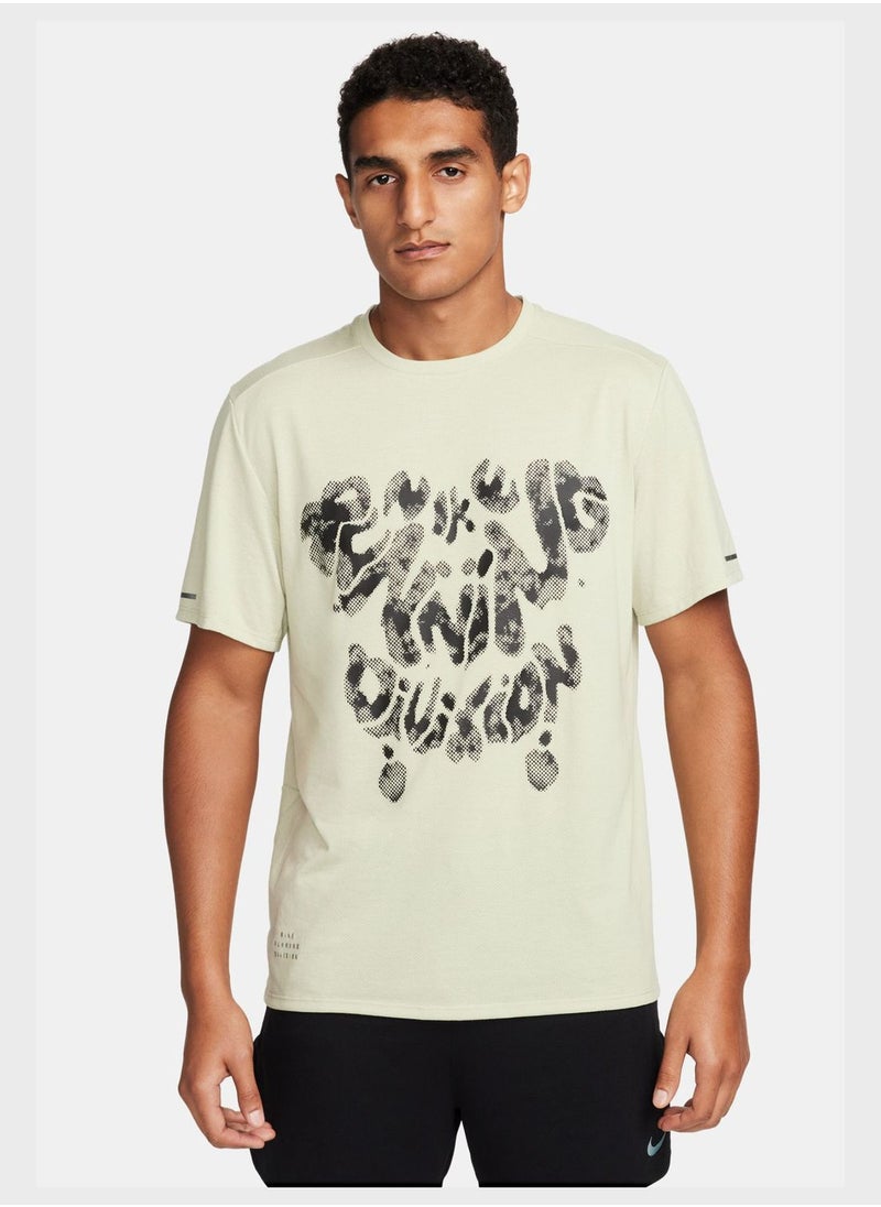 Nike Dri-Fit Rise 365 Run Div T-Shirts  - Image 1