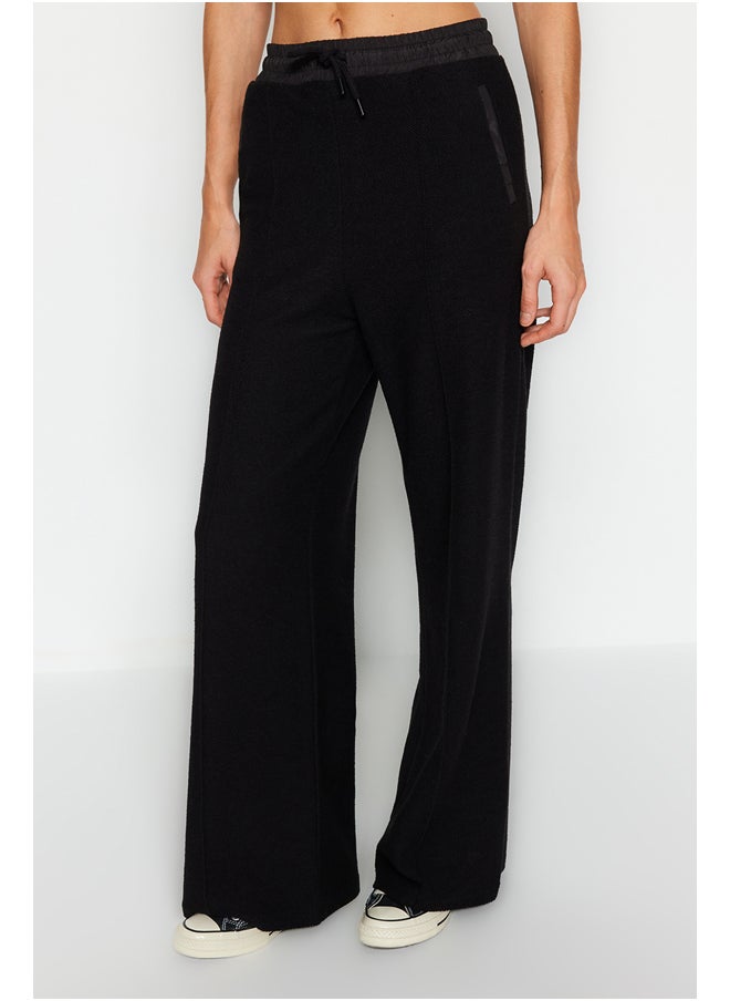 trendyol - Black Parachute Garnish Detail Thick Straight Fit Knitted Sweatpants TWOAW24EA00022. - Image 1