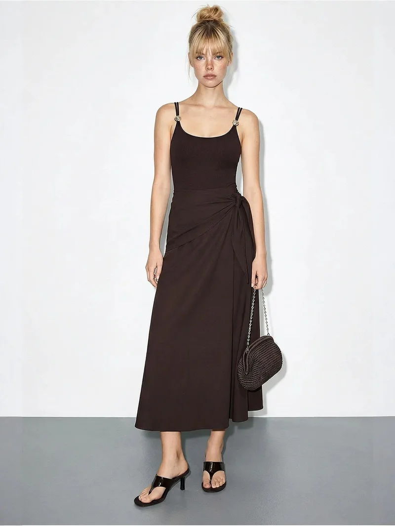 بيانكو لوتشي LUCCI High Waist A-Line Wrap Skirt with Tie Detail