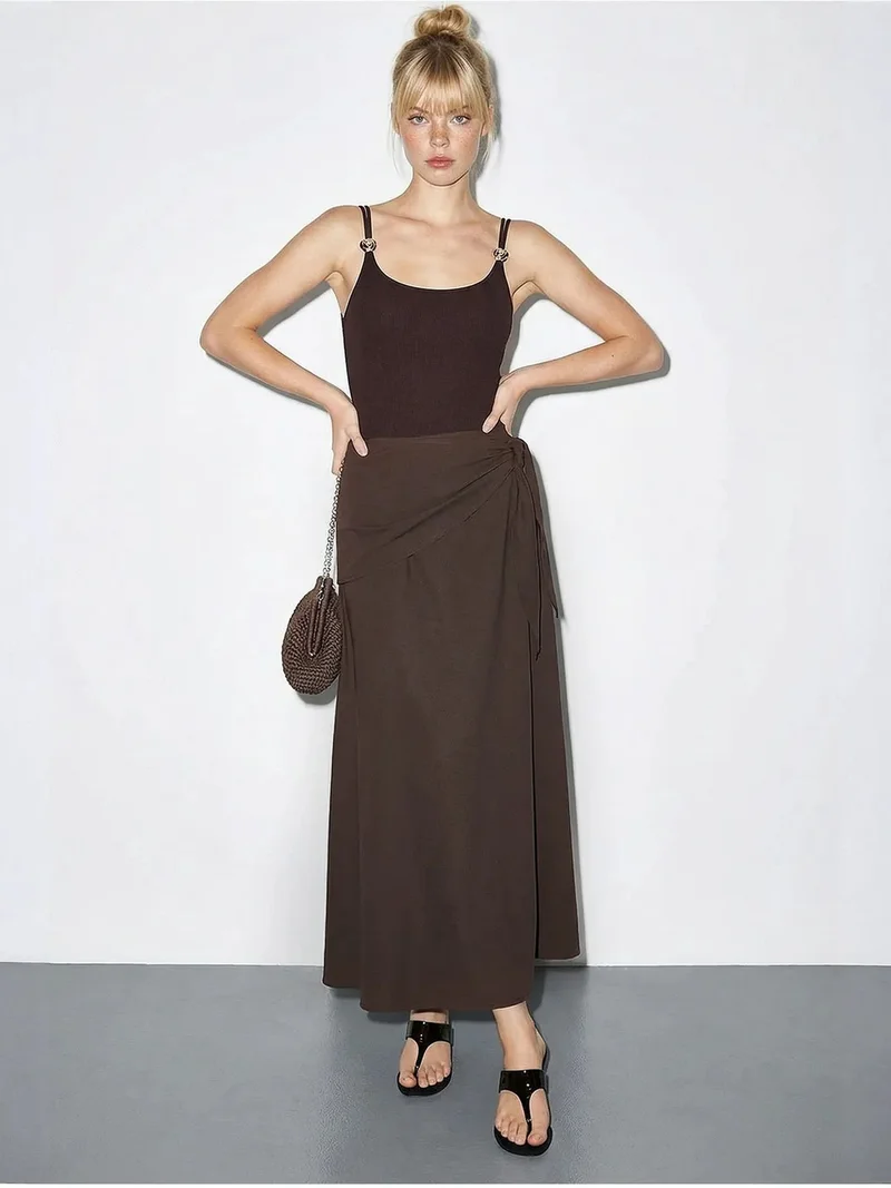 بيانكو لوتشي LUCCI High Waist A-Line Wrap Skirt with Tie Detail