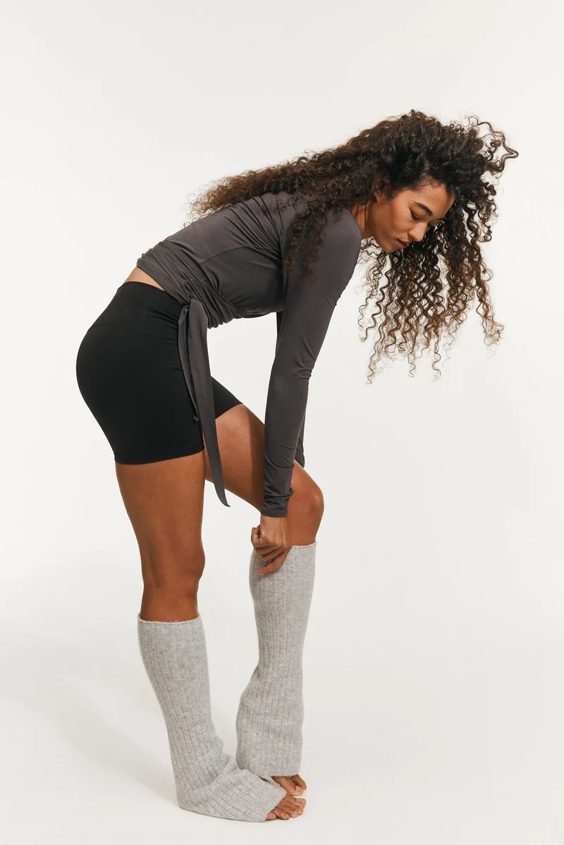 H&M  Sports cycling shorts in SoftMove™ for Women | Best Price UAE