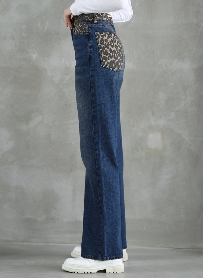 trendyol Dark Blue Leopard Pocket Detail High Waist Straight Cut Straight Jeans - Image 3