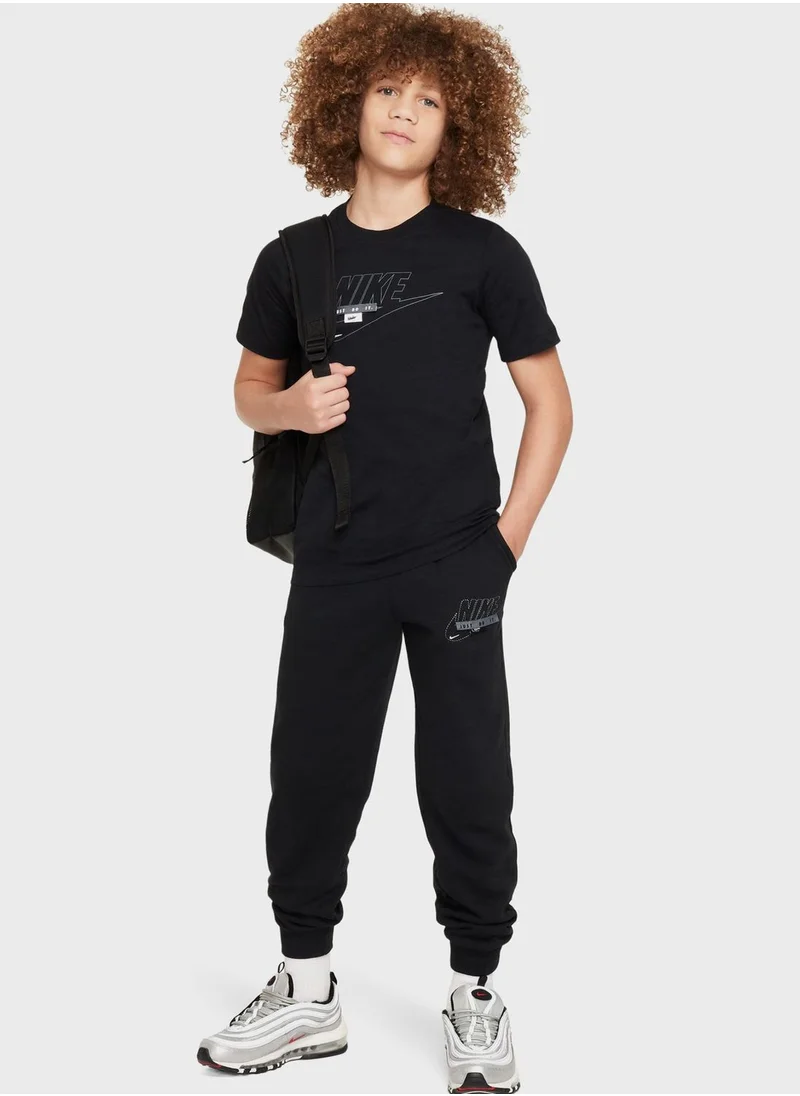 Nike Youth Nsw Club Specialty T-Shirt