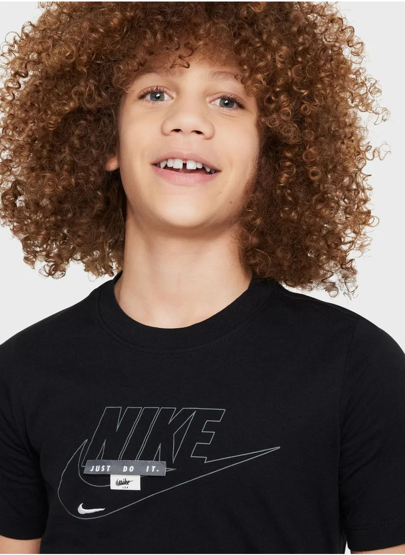 Nike Youth Nsw Club Specialty T-Shirt
