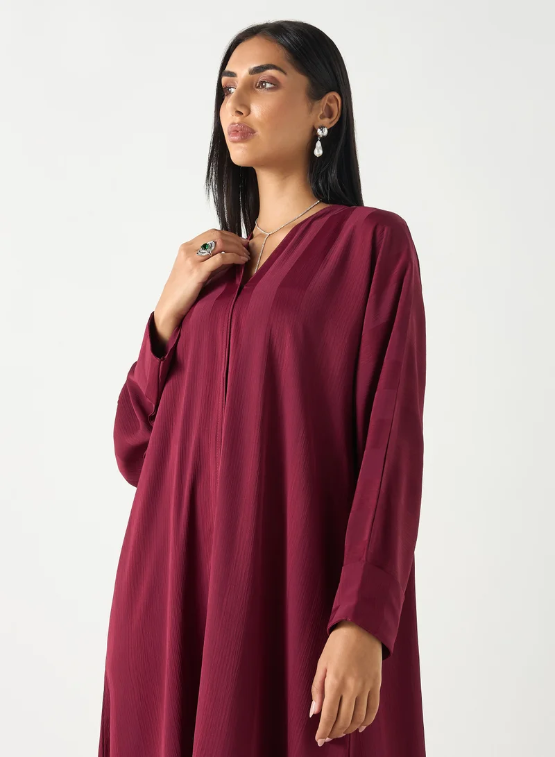Hadiyath Al Madinah Elegant Plum Abaya