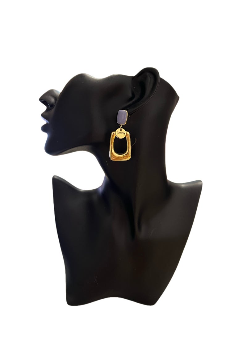 High End Jewelry Blind Box, Each Box Carefully Prepared With 5 Exquisite Accessories Of Different Styles, This Is An Exciting Jewelry Blind Box.