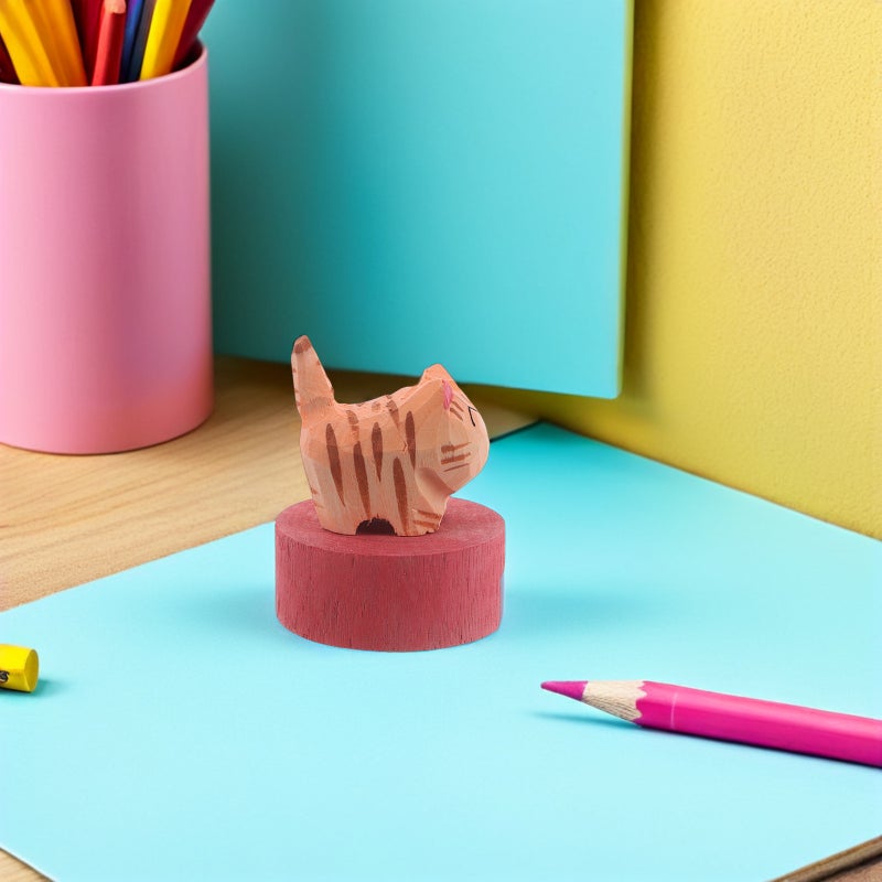 🧸 مبراة أقلام يدوية مصنوعة من الخشب بشكل قط لطيف للاستخدام في المدرسة - Image 2