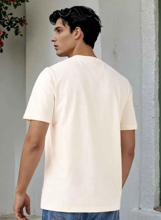 Splash FAV Peanuts Print T-shirt with Crew Neck