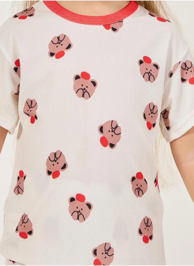 ستايلي Bear Print Rib Knit T-Shirt & Shorts Set
