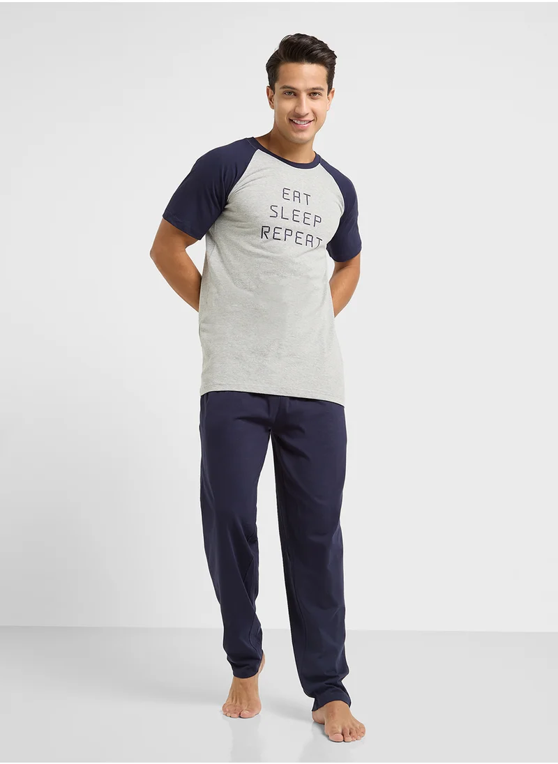 سفنتي فايف Nightwear T-Shirt & Pants Sets