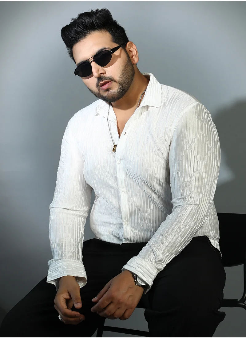 انستافاب بلس Instafab Plus Men's Daisy White Shard-Pleated Shirt For Casual Wear | Spread Collar | Long Cuffed Sleeves | Button Closure | Plus Size Shirt Crafted With Comfort Fit For Everyday Wear