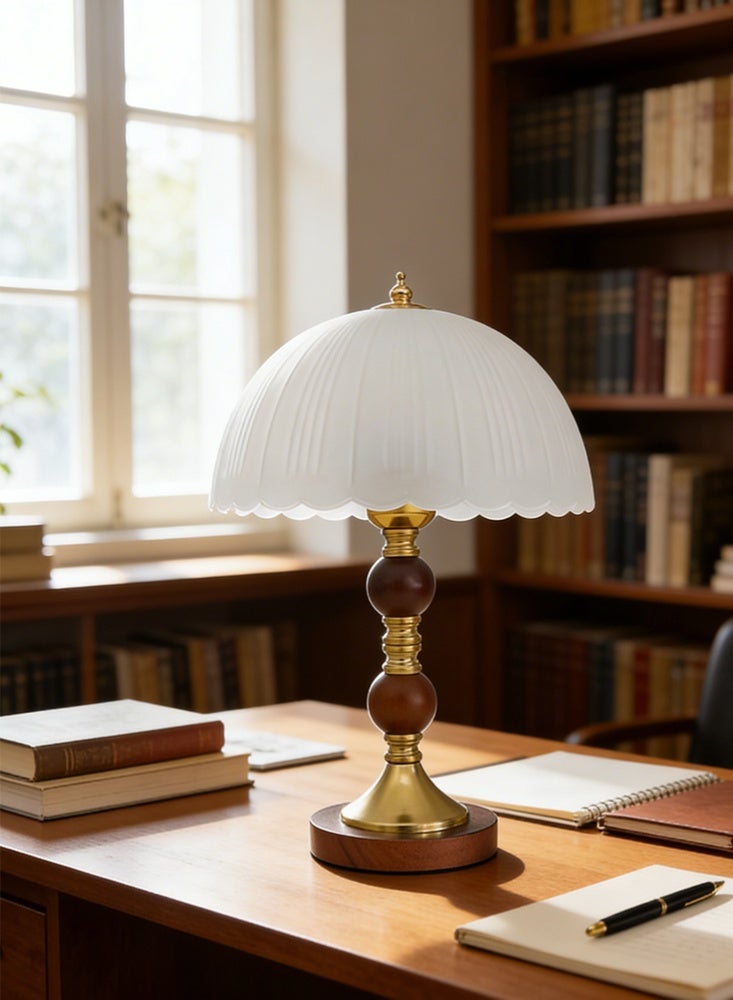 موندا مصباح طاولة معدني فاخر بتصميم عصري لديكور المنزل والمكتب. - Image 3