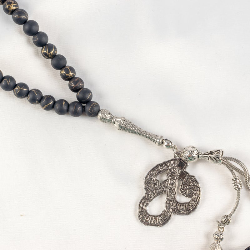 سبحة من حجر المرمر الأسود المدهب  من 33 حبة - Image 3