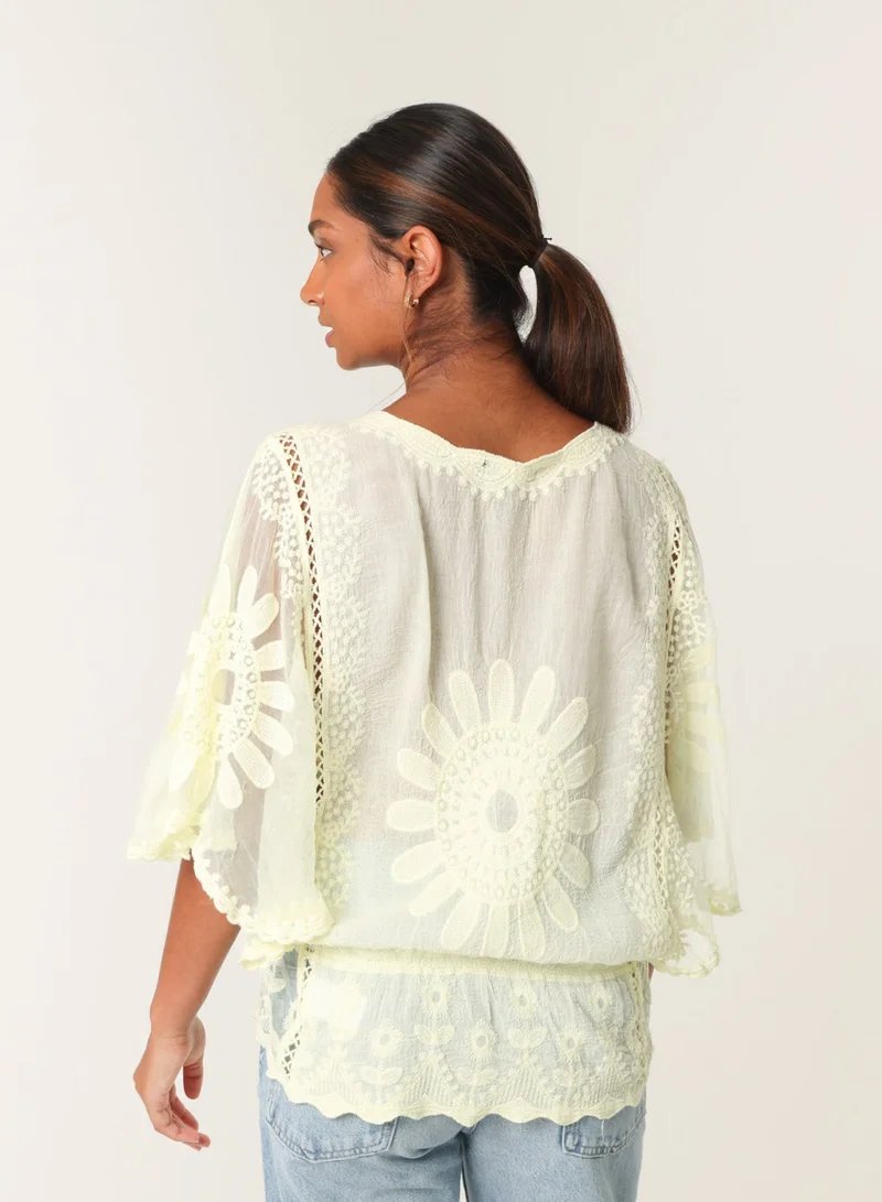 Blue Vanilla Sun Flower Lace Sleeve Blouse
