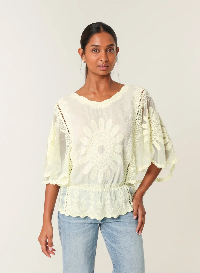 Blue Vanilla Sun Flower Lace Sleeve Blouse