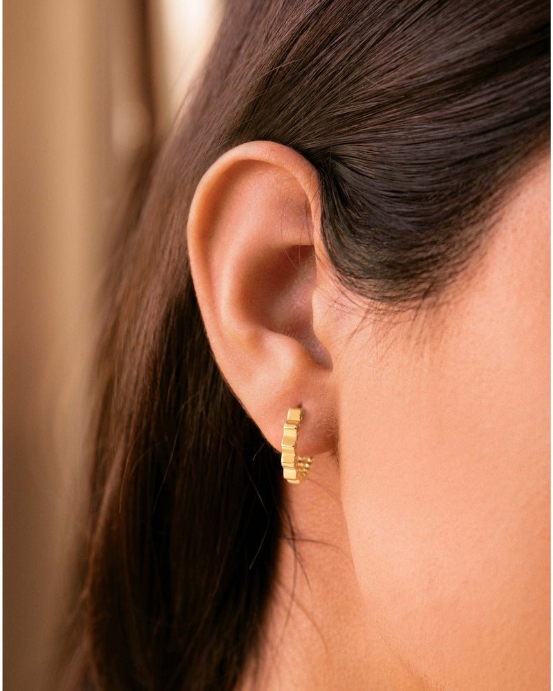Ruby Art Gold 18K Pure Gold Women’s Hoop Earrings - 2.06 Gram - Image 2