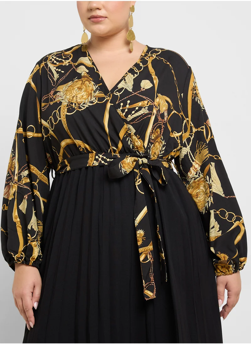 ايلا بلس Pleated Dress With Tie Detail