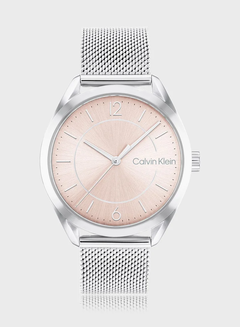 CALVIN KLEIN Entice Mesh Strap Analog Watch