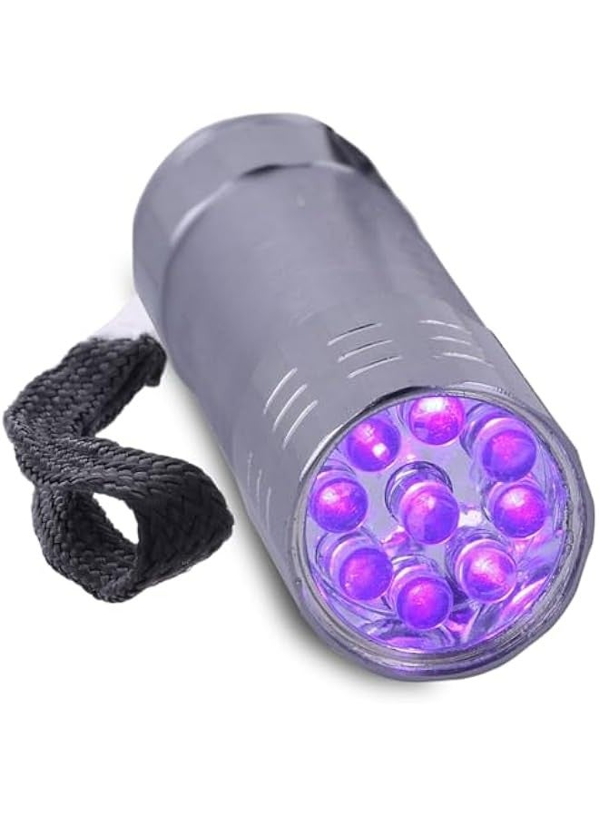 مصباح يدوي LED صغير بمفتاح من الألومنيوم في اللون الفضي، يعمل بالبطارية مثالي للتخييم وحمله في حقيبة الظهر - Image 1