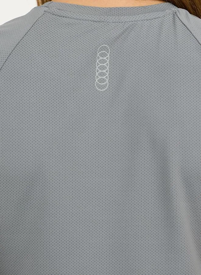 Styli Single Sleeve & Back Circle Reflective Detail Short Sleeves Top