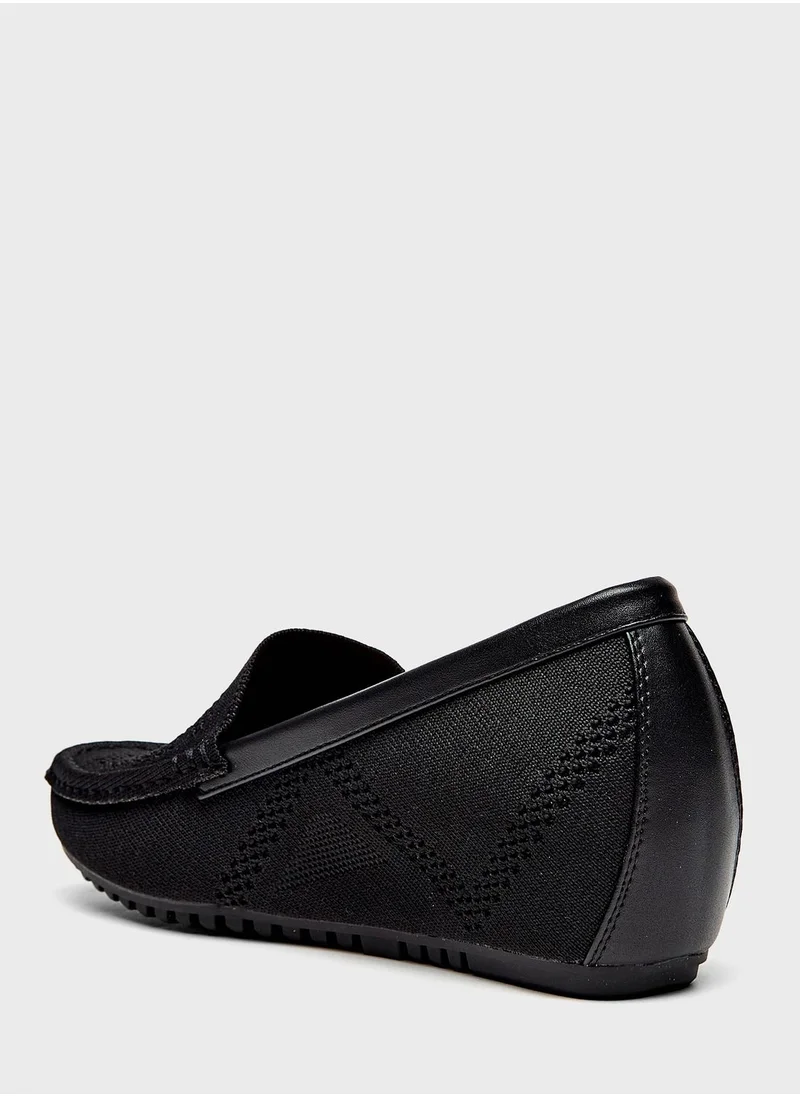 شو اكسبرس Essential Flat Moccasins
