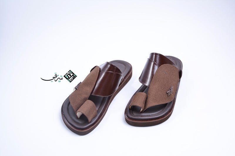 Zubairiya Naal | For Daily Wear, Eid and Occasions | Sandal | Brown Fabric | Saudi Arabian Eastern - Image 1