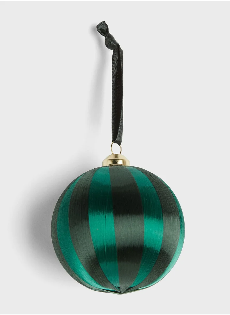 H&M Satin Thread Bauble