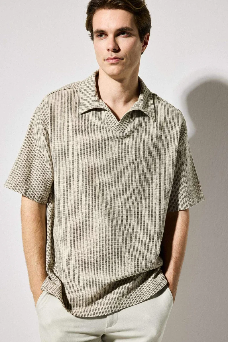 ديفاكتو Relax Fit Cotton Short Sleeve Shirt