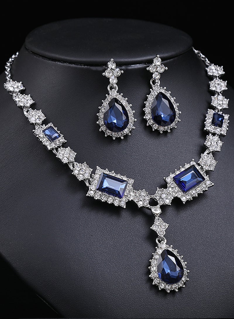 Sharpdo 2-Piece Elegant Retro Necklace and Earrings Set - Image 3