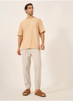 Styli Solid Relaxed Fit Elasticated Cuffed Joggers with Contrast Drawstring  - Image 2