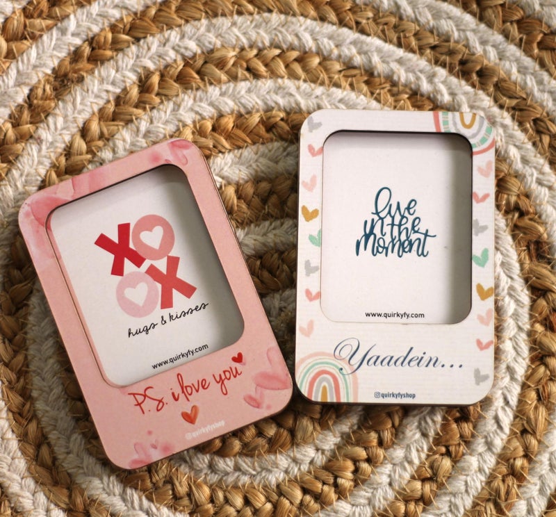 QuirkyFY XOXO Theme Photo Frame Fridge Magnets | Picture Frame | Magnets (4x3 inches) - Image 1