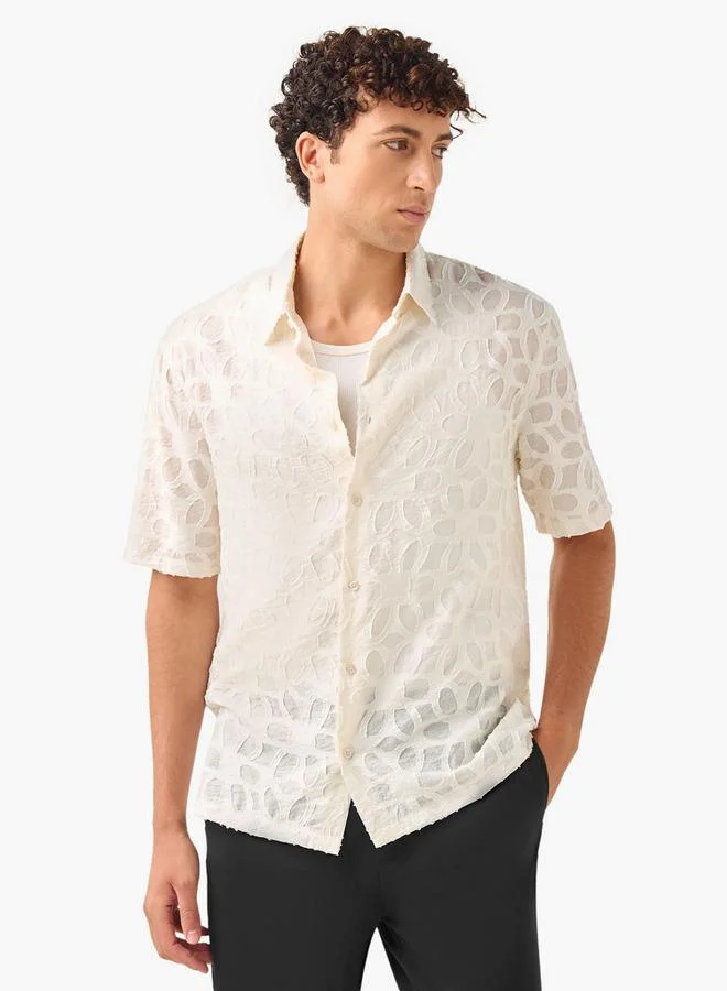 Iconic Iconic Regular Fit Textured Shirt with Collar and Short Sleeves