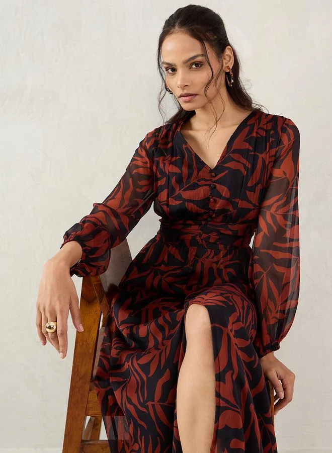 Femmella Femmella Brown Leaf Print Maxi Dress