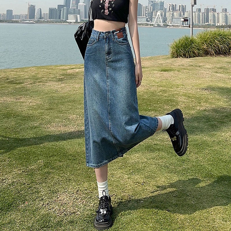 High-Waist Retro Blue Denim A-Line Midi Skirt with Side Slit - Image 3