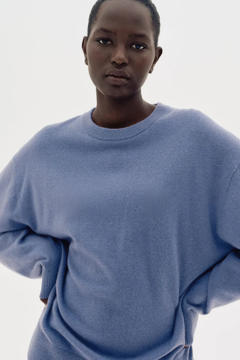 اتش اند ام كنزة فضفاضة من الكشمير