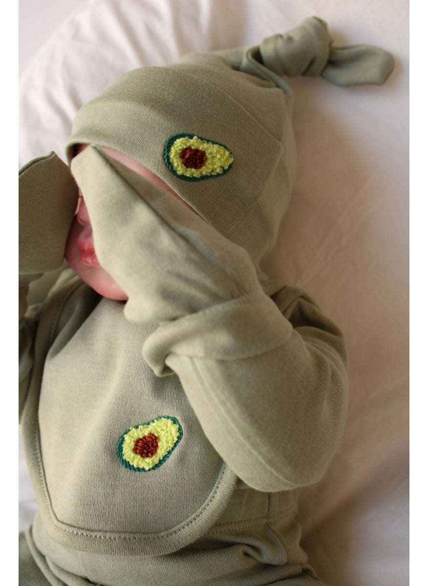 Avocado Embroidered 5-Piece Long Sleeve Newborn Set - pzsku/Z5221892F7E64FA6D9D26Z/45/_/1730852981/4f13b094-25d2-493f-871b-a90640d74a3f