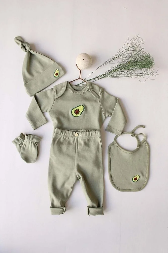 اوهلالا كوالا Avocado Embroidered 5-Piece Long Sleeve Newborn Set