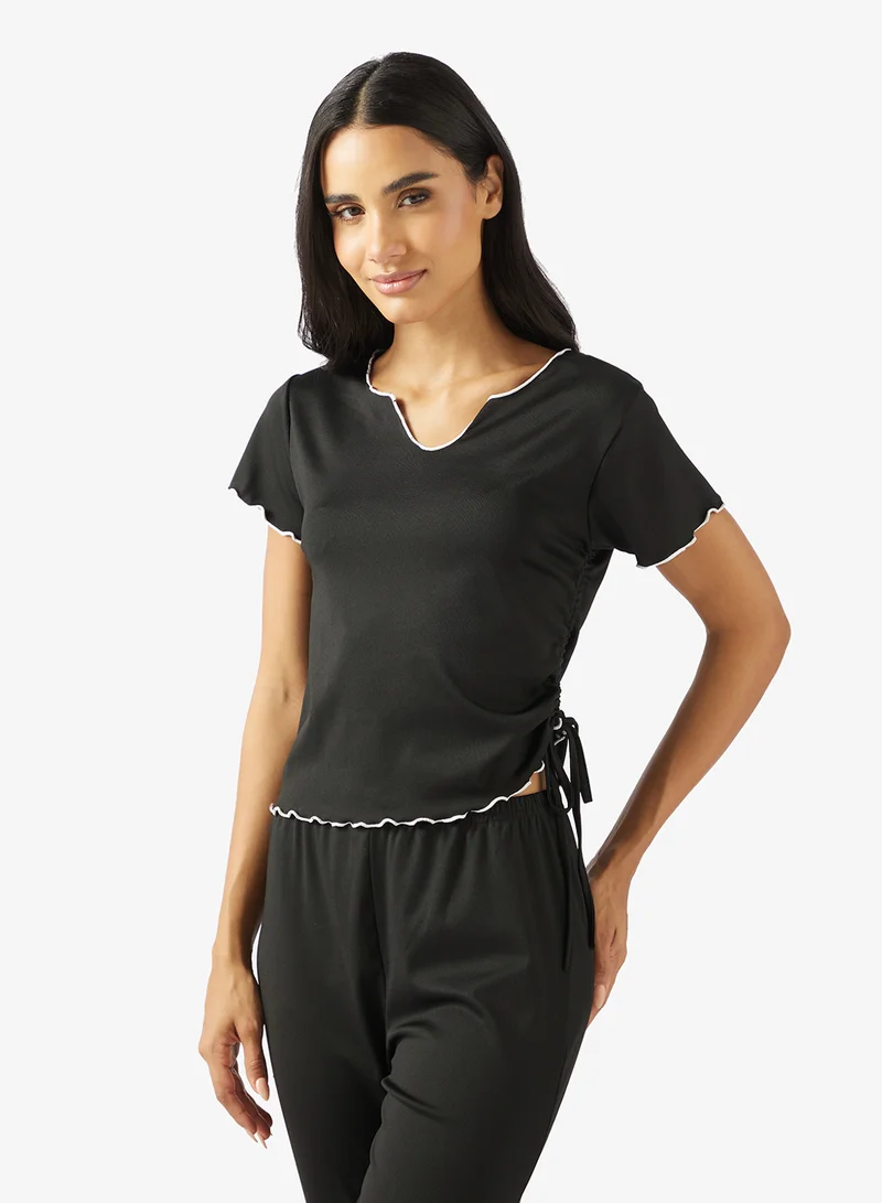 Ginger  Contrast Trim T-shirt & Pyjama Set for Women | Best Price UAE