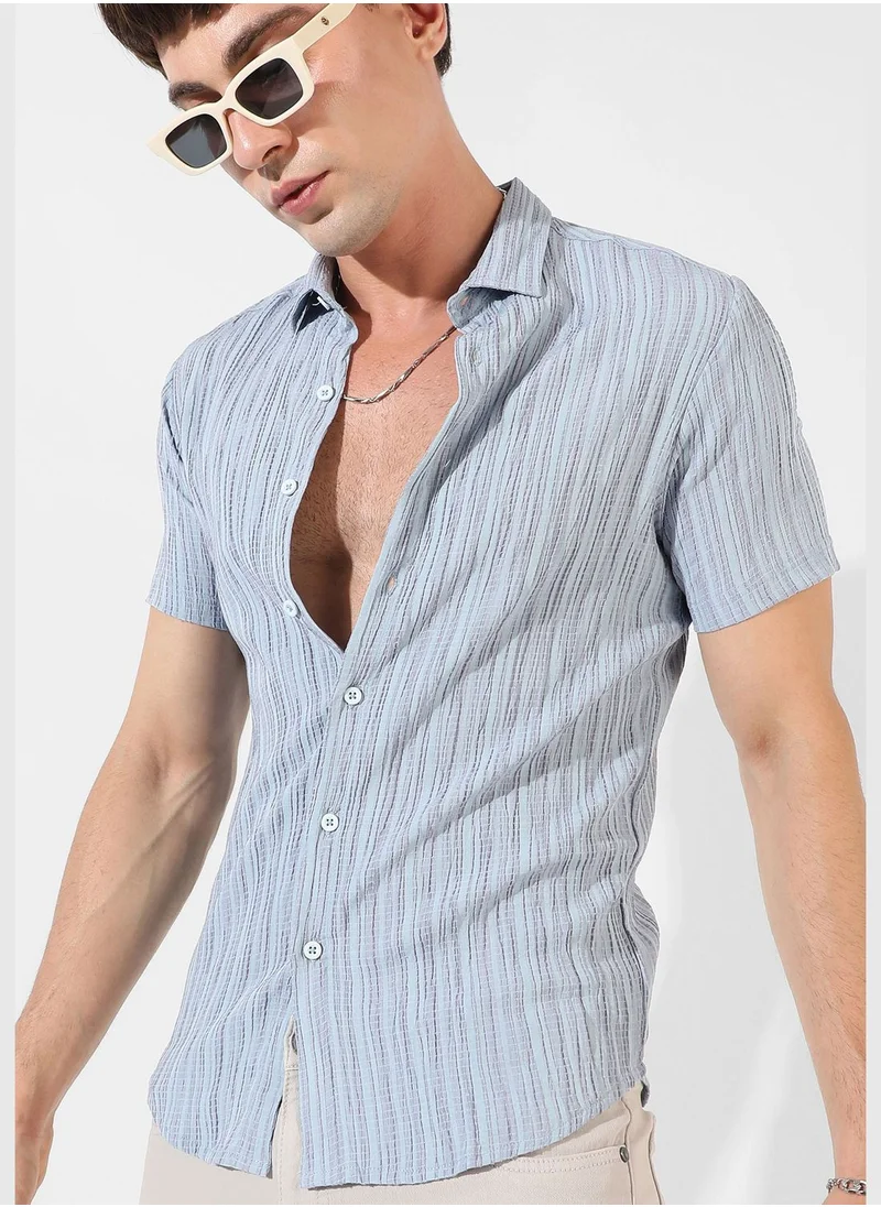 Campus Sutra Textured Spread Collar Short Sleeve Shirt