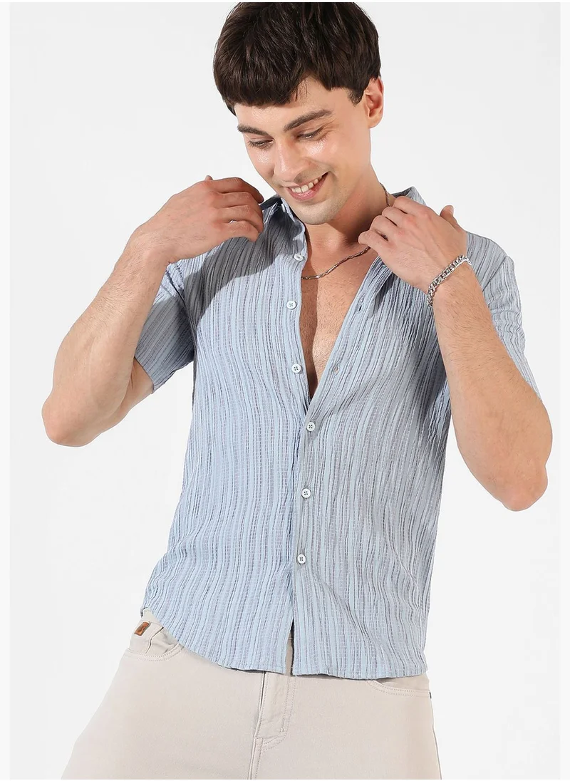 Campus Sutra Textured Spread Collar Short Sleeve Shirt