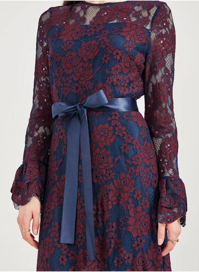 ستايلي Floral Lace Maxi Dress
