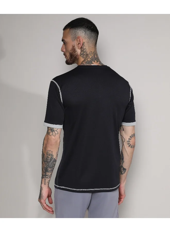 Campus Sutra Men's Charcoal Grey Geometric Activewear T-Shirt