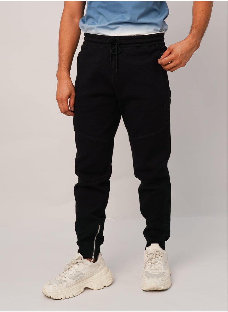 JACK & JONES Men’s  Elasticated Waist Zipper Pockets Joggers Pant in Black  - Image 1