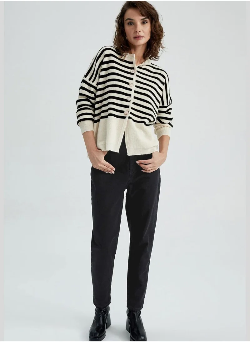 ديفاكتو Woman Mom Fit Denim Trousers