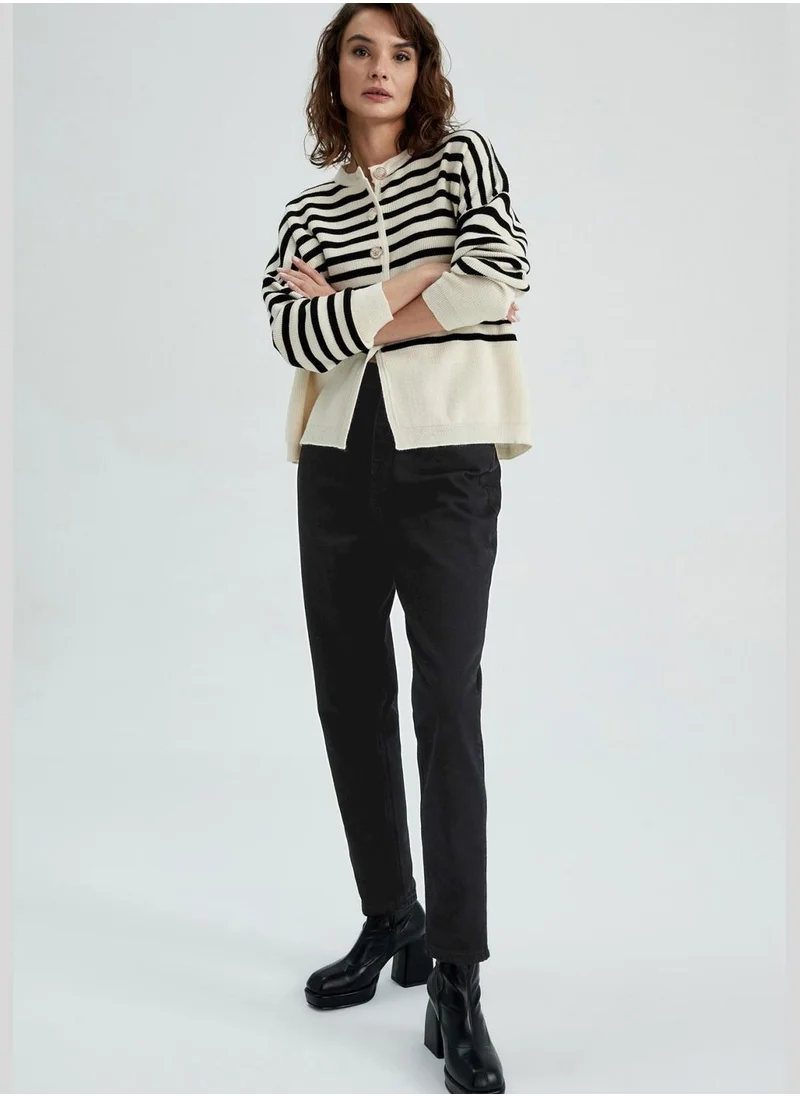 ديفاكتو Woman Mom Fit Denim Trousers