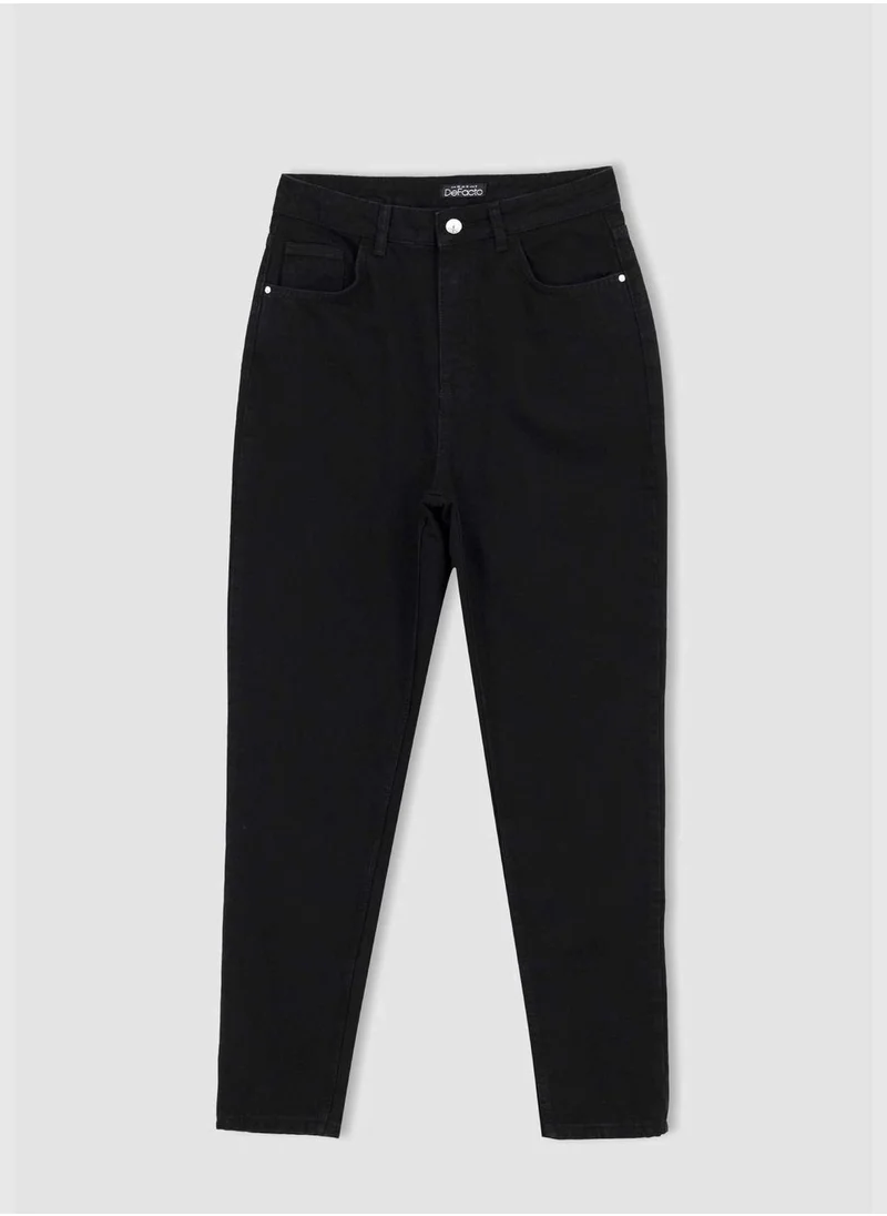 ديفاكتو Woman Mom Fit Denim Trousers